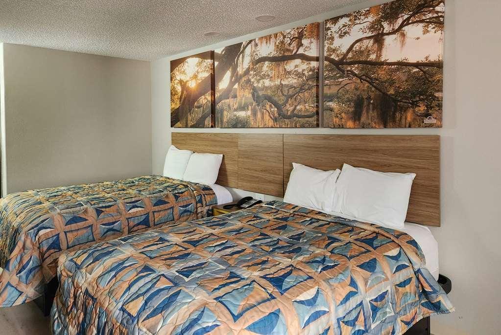 Days Inn By Wyndham Lafayette Scott חדר תמונה