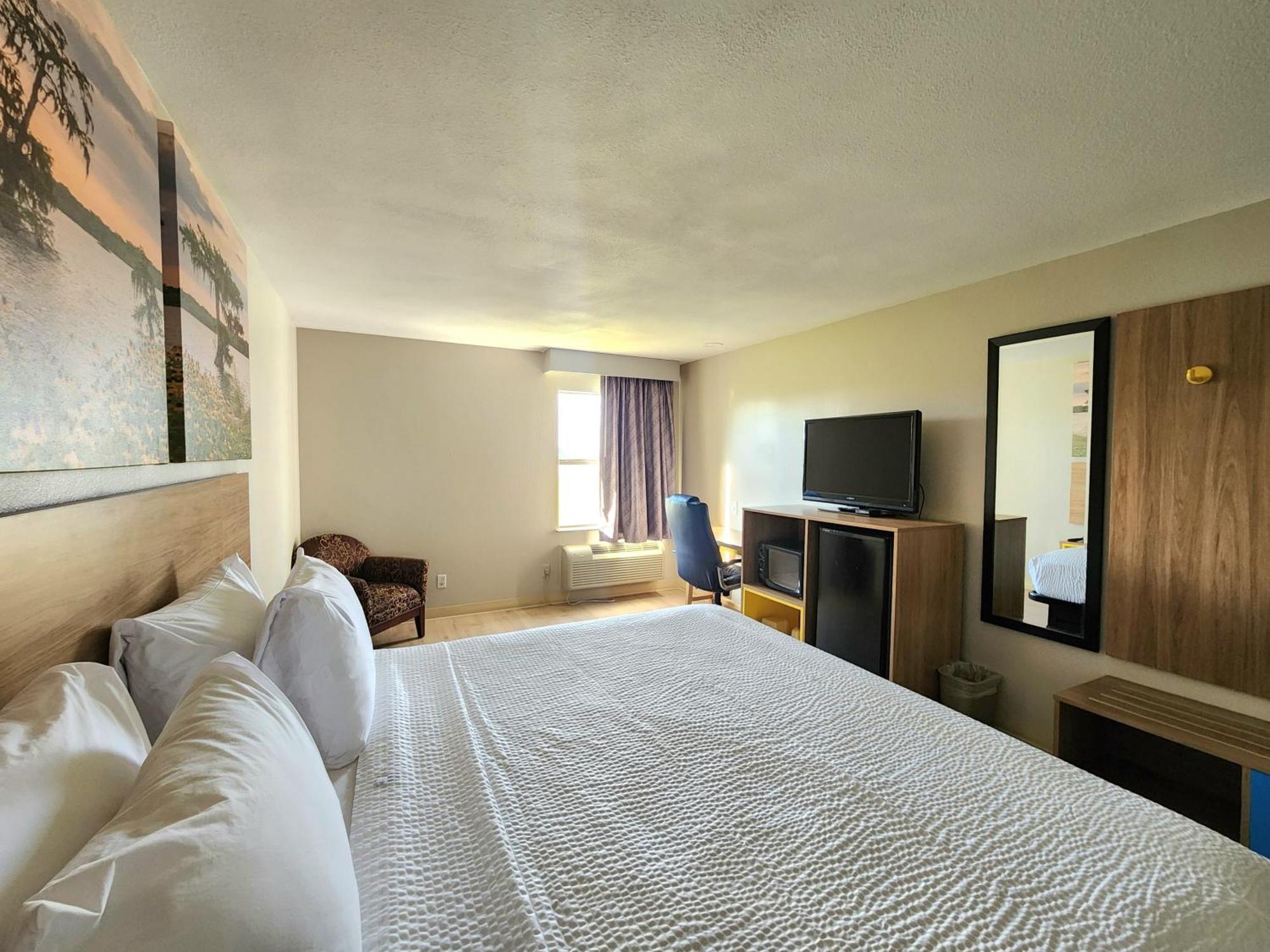 Days Inn By Wyndham Lafayette Scott מראה חיצוני תמונה